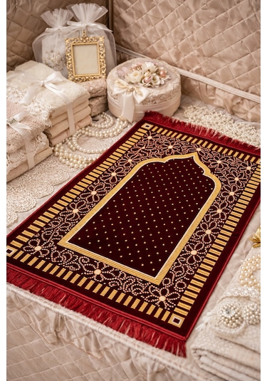Kadife Seccade 110x70 Cm Yumuşak Dokulu, Dodya İplik İşlemeli Bordo