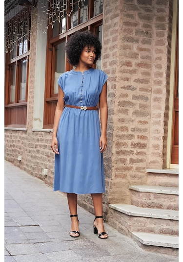 Kadın Yumuşak Dokulu İpeksi Modal Kumaş Hakim Yaka Beli Lastikli Önü Düğmeli Diz Altı Elbise-indigo Indigo
