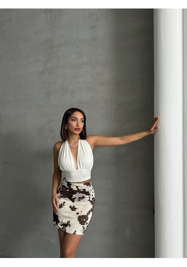 Kadın Desenli Saten Etek Ekru