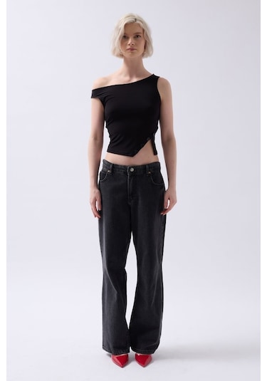 Soonaksesuar Kayık Yaka Yırtmaç Detay Bluz Siyah