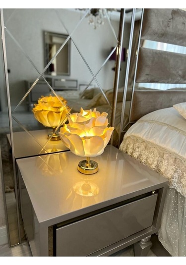 Dekor Yapay Eva Çiçeği Kablosuz Masa Lambası Üst Gold-alt Parlak Gold 9v Pil 75-90 Saat