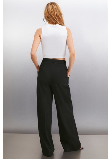 Azura Kadın Baskılı Kısa Kollu Crop Beyaz T-shirt