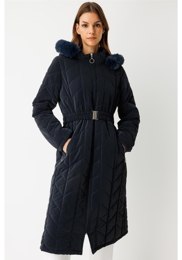 Kapitone Ara Boy Kaban Laci Laci