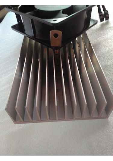 Bitki Yetiştirme İçin Kullanılan Projektör (Grow ) (456136067)