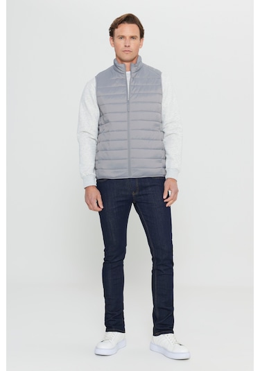 Erkek Grı Rüzgar Geçirmez Taşınabilir Çantalı Sıcak Tutan Elyaf Dolgulu Ultra Hafif Standart Fit Şişme Yelek Gri