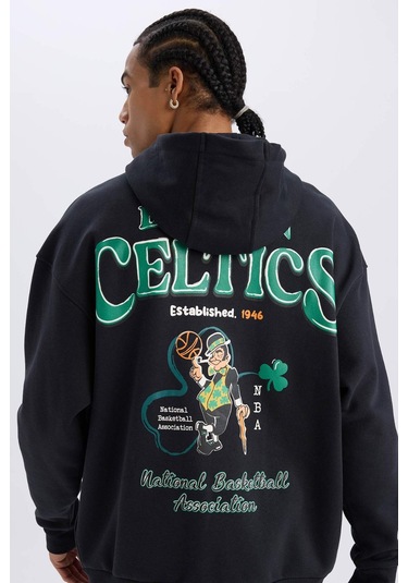 DeFactoFit NBA Boston Celtics Oversize Geniş Kalıp Kapüşonlu Sırt Baskılı Kalın Sweatshirt D6690AX25SPBK82