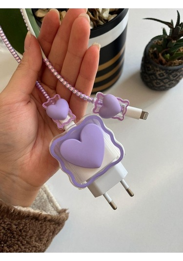 Şarj Başlığı Ve Kablo Koruyucu 4'lü Set Iphone Uyumlu 6 Ay Belirtilmemiş Mor Belirtilmemiş