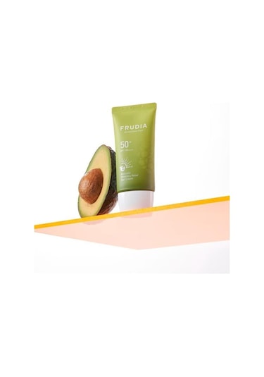 Frudia Avocado Greenery Relief Güneş Kremi SPF50+ 50 G