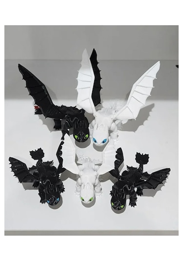 Hayat Ve Sanat Ejderhanı Nasıl Eğitirsin Dişsiz & Işığın Öfkesi /3 Adet Yavru Aile Seti /5 Adet Hareketli Ejderha