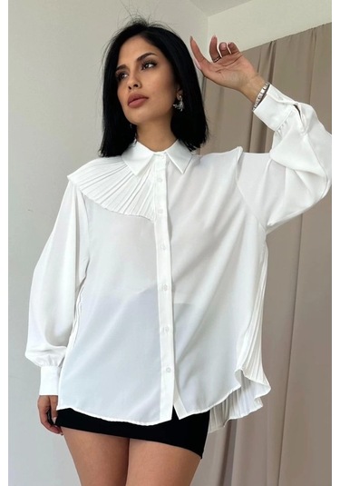 Beyaz Pilise Detaylı Jesica Gömlek Beyaz