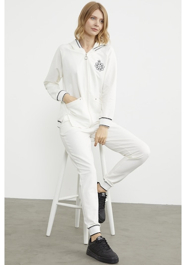 Nakış Detaylı Jogger Eşofman Takım - Ekru 001