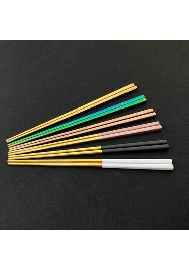 Altın 10pair Yeniden Kullanılabilir 23.5cm Kare Çubuklar Üst 18/0 Paslanmaz Çelik Japon Siyah Altın Suşi Hashi Yeniden Kullanılabilir Renkli Çubuklar Altın