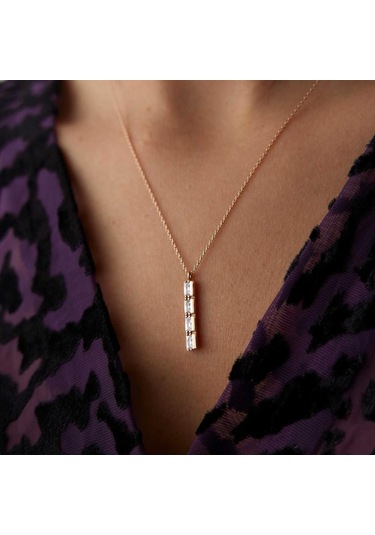 By Golden House Baget Line Kolye