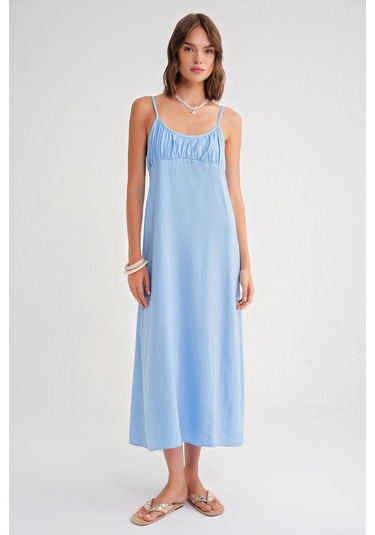 4742 Kadın İp Askılı Büzgü Detaylı Midi Elbise Bebe Mavi Bebe Mavi