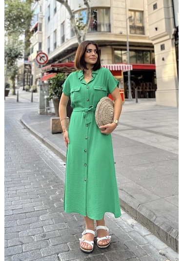Yeşil Kısa Kol, Gömlek Yaka, Düz Desen, Çift Cepli, Aerobin Kumaş, Kuşaklı Maxi Elbise Yeşil