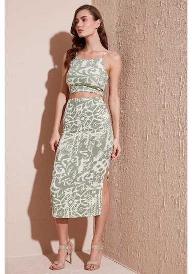 Lela Slim Fit Ip Askılı Yırtmaçlı Midi Alt-Üst Bayan Takım 5865726 Olive