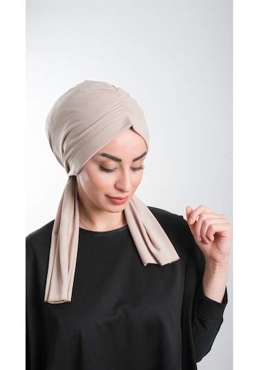 Bej Pratik Hazır Geçmeli Tesettür Bone Kesik Elyaf Sade 2111_12 Bej