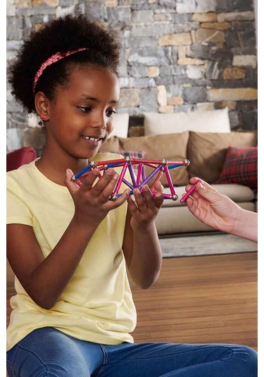 Glitter Manyetik Zeka Oyunu 60 Parçayla Sınırsız Yaratıcılık