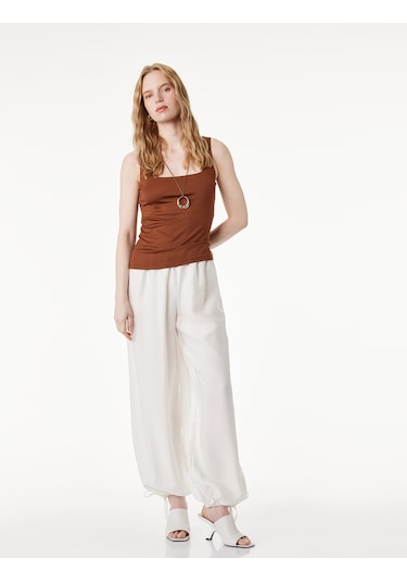 Koton Slim Fit Yuvarlak Yaka Kolsuz Top Kahverengi 6sak10291ek Kahve