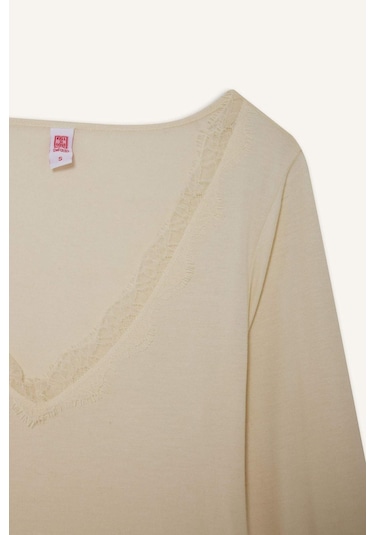 Defacto Modal Kaşmir Yumuşak Dokulu Dantelli Uzun Kollu Üst-fall İn Love F3168ax25auer100 Ekru Defacto Modal Kaşmir Yumuşak Dokulu Dantelli Uzun Kollu Üst-fall İn Love F3168ax25auer100 Ekru