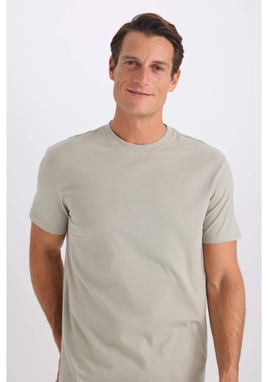 DeFacto %100 Pamuk New Regular Fit Bisiklet Yaka Basic Düz Kısa Kollu Tişört V7699AZ25SPKH434 DeFacto %100 Pamuk New Regular Fit Bisiklet Yaka Basic Düz Kısa Kollu Tişört V7699AZ25SPKH434