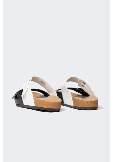 DeFacto Erkek Düz Taban Çift Bantlı Suni Deri Terlik C3754AX24HSKR1