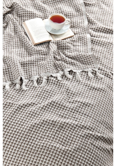 Çift Kişilik Yatak Pikesi Piramit 200 X 230 Cm Kahve