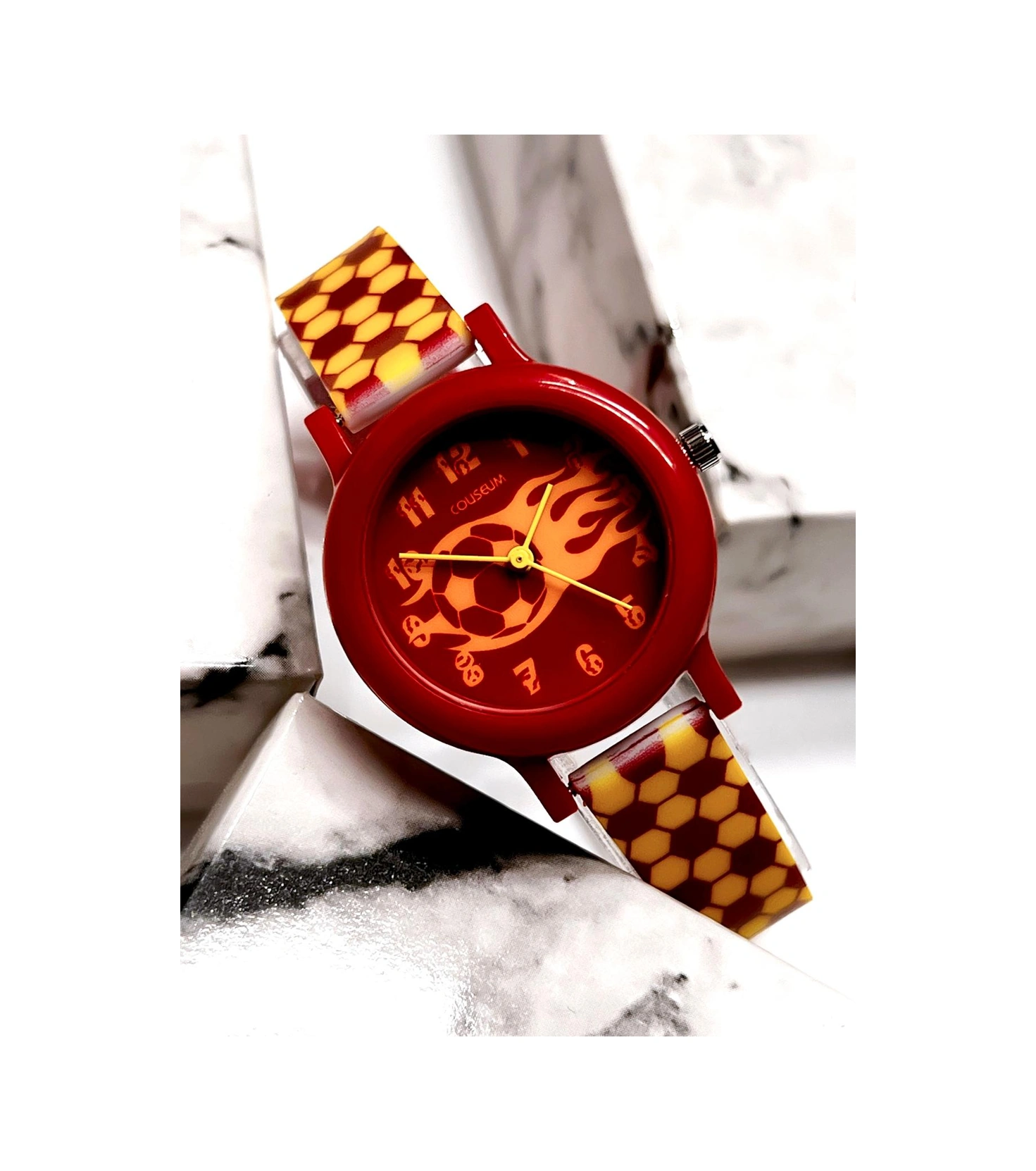 Coliseum Renkli Ve Figürlü Özel Kutulu Çocuk Kol Saati Ft.cls.ck06 Çok Renkli