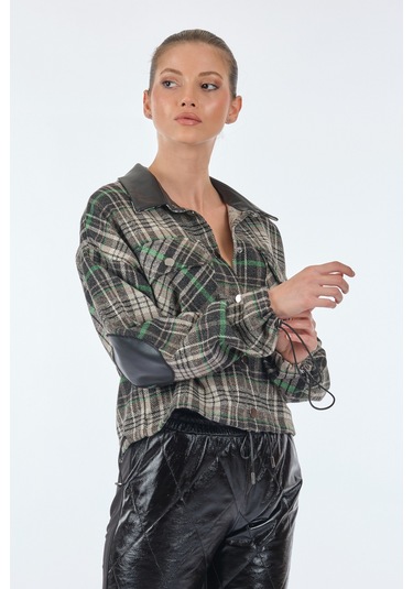 Unique Mode Düz Yaka Kareli Uzun Kollu Siyah Kadın Gömlek Uw23380 001