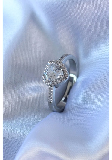 Gümüş Renk Kalp Zirkon Taşlı Charm Model Pirinç Kadın Yüzük Çok Renkli