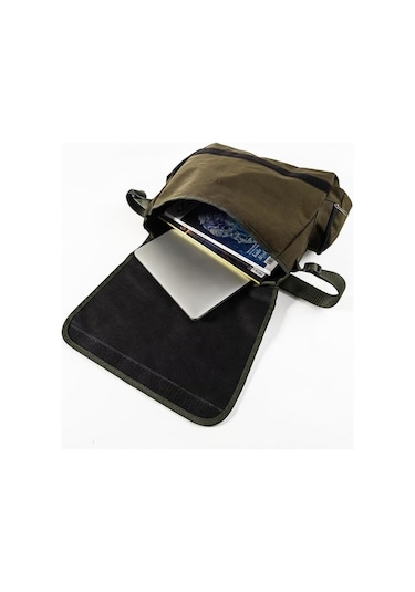 Hello Gothic Baskılı Unisex Yeşil Postacı Çantası