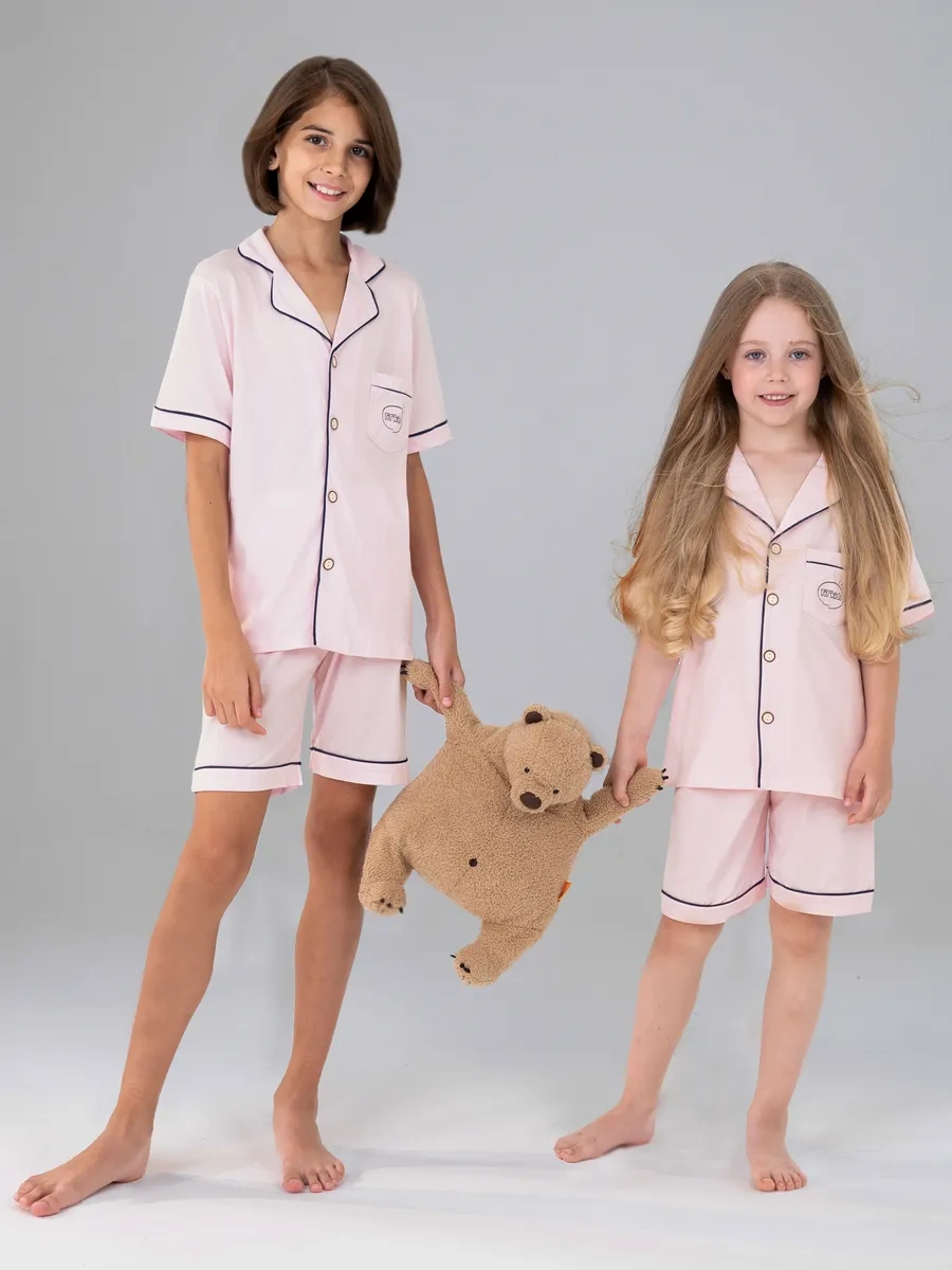 Tıt'kids Yazlık Pijama Takımı, Şortlu Ve Triko Pamuklu Gömlekli Yazlık Pijama Takımı, Şort Ve Gömlekten Oluşur. Triko P Pembe