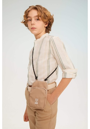 Defacto Erkek Çocuk Ultra Hafif Kumaş Telefon Çantası C2227A8NSBG26 Bej Defacto Erkek Çocuk Ultra Hafif Kumaş Telefon Çantası C2227A8NSBG26 Bej