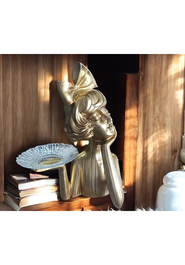 20cm-30cm Ebatlarında Kırılmaz Polyester Tepsili Kız Biblo