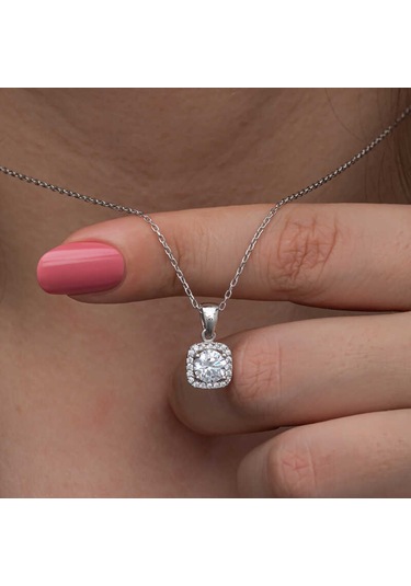 925 Ayar Gümüş Kare Montür Tek Taş Kadın Kolye Gümüş