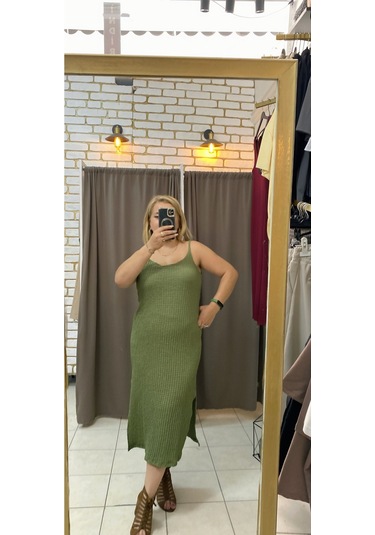 Tuba Toptaş Yırtmaçlı Gofre Elbise Haki