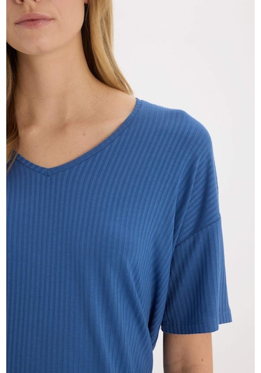 DeFacto Pijama Takımı Fitilli Kaşkorse Kısa Kollu Üst Esnek Belli Kapri Boy Alt-Fall in Love E0865AX25SPIN33