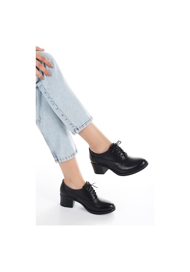 Hakiki Deri Kalın Topuklu Bağcıklı Siyah Oxford Kadın Ayakkabı Siyah