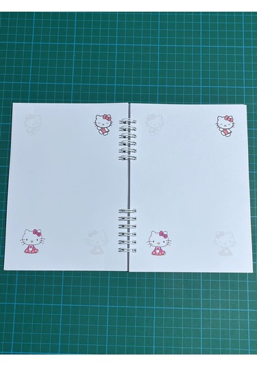 Hello Kitty Efektli 50 Sayfa Defter Bonus Mat Stickerlı