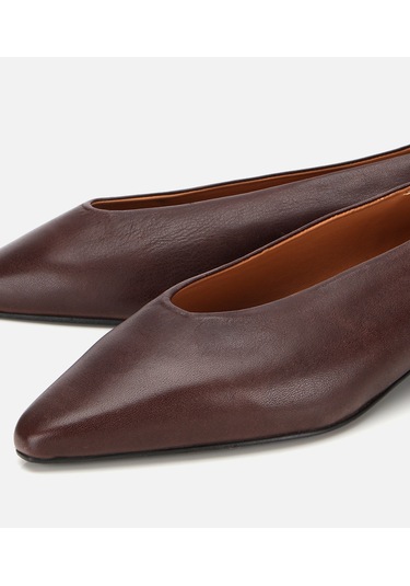 Hotiç Kadın Deri Acı Kahverengi Sivri Burunlu Babet 01ayh312460a480 01ayh312460a480 Kahverengi