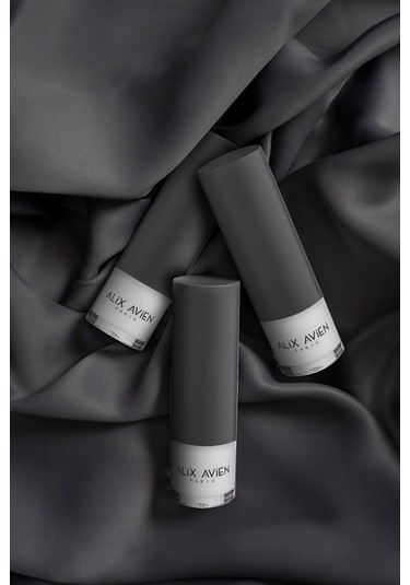 Alix Avien Gözenek Karşıtı Parlak Cilt Görünümlü Su Bazlı Makyaj Bazı 30 ML