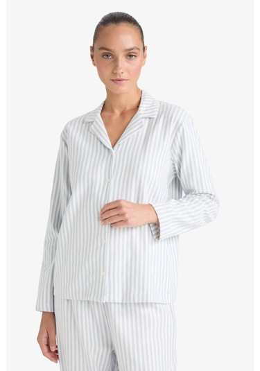 Defacto Pijama Takımı Regular Fit Çizgili Uzun Kollu Üst Uzun Alt-fall İn Love E7252ax25aube302 Mavi Defacto Pijama Takımı Regular Fit Çizgili Uzun Kollu Üst Uzun Alt-fall İn Love E7252ax25aube302 Mavi