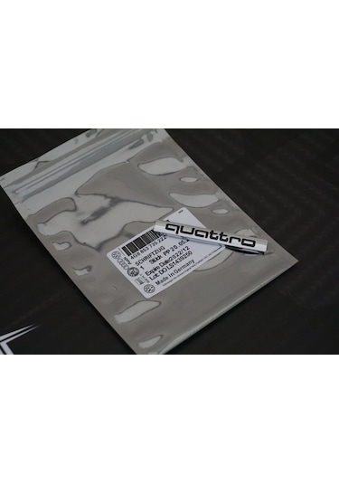 Audi Quattro Metal 3M 3D Bagaj Logo Amblem (273986281)