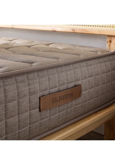 Us. Sleeping Ultra Ortopedik Exclusive Seri Saracens Torba Yaylı Yatak (26Cm)