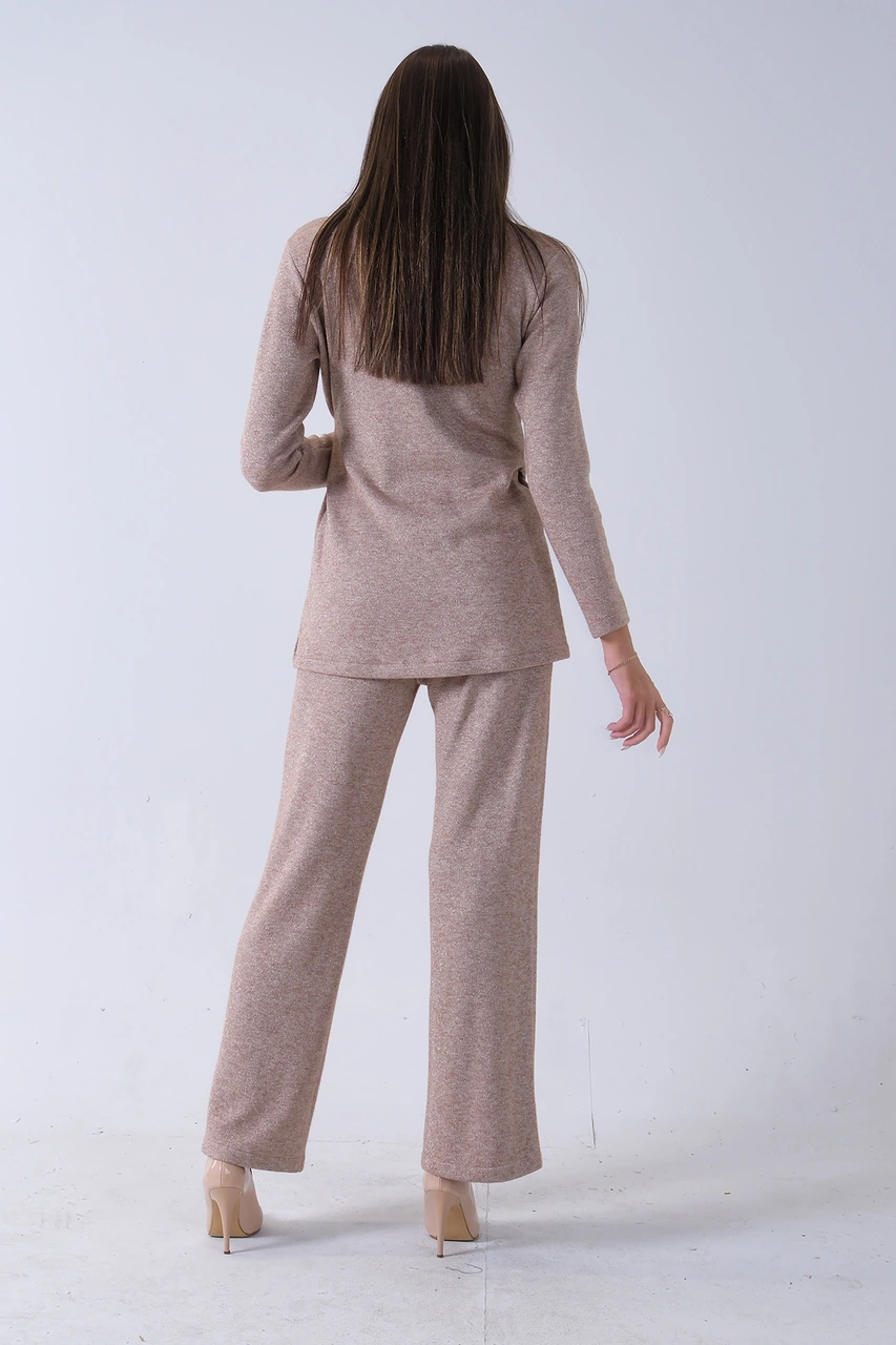 Feminist Taş Altın Toka Detaylı Pantolonlu Takım 4577282.50 Taş