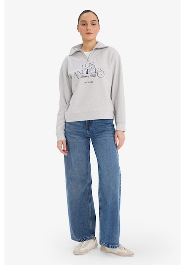 Defacto Regular Fit Yarım Fermuarlı Baskılı Sweatshirt G6692ax25wngr93 Gri-gr93 Defacto Regular Fit Yarım Fermuarlı Baskılı Sweatshirt G6692ax25wngr93 Gri-gr93