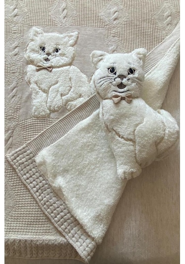 Oyuncak Hediyeli Bebek Triko Battaniye 90x90 Cm Bej Bej