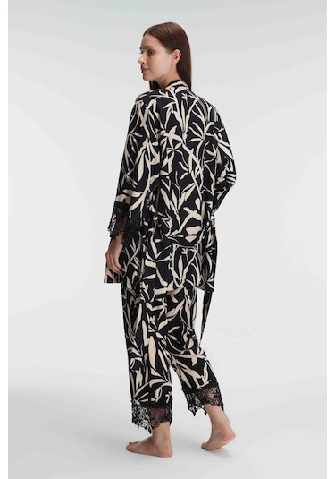 Anıl 5823 İp Askılı V Yaka Kadın Viskon Tropikal Yazlık Örme Dantel Detaylı Pijama Takımı Sabahlık 001