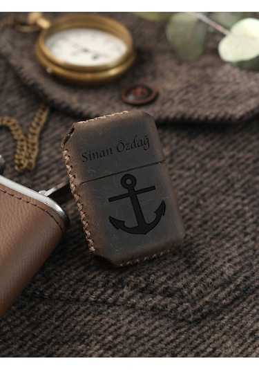 Vagave Gri Renk Hakiki Deri Kılıflı Zippo Benzinli Çakmak