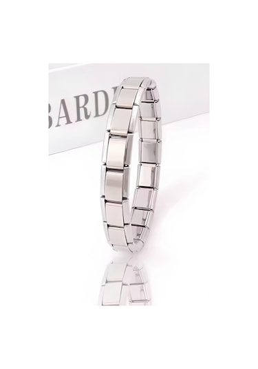 Takı Dükkanı Kişiye Özel İsim Yazılı İtalyan Charm 21cm Çelik Bileklik Scb62 Beyaz